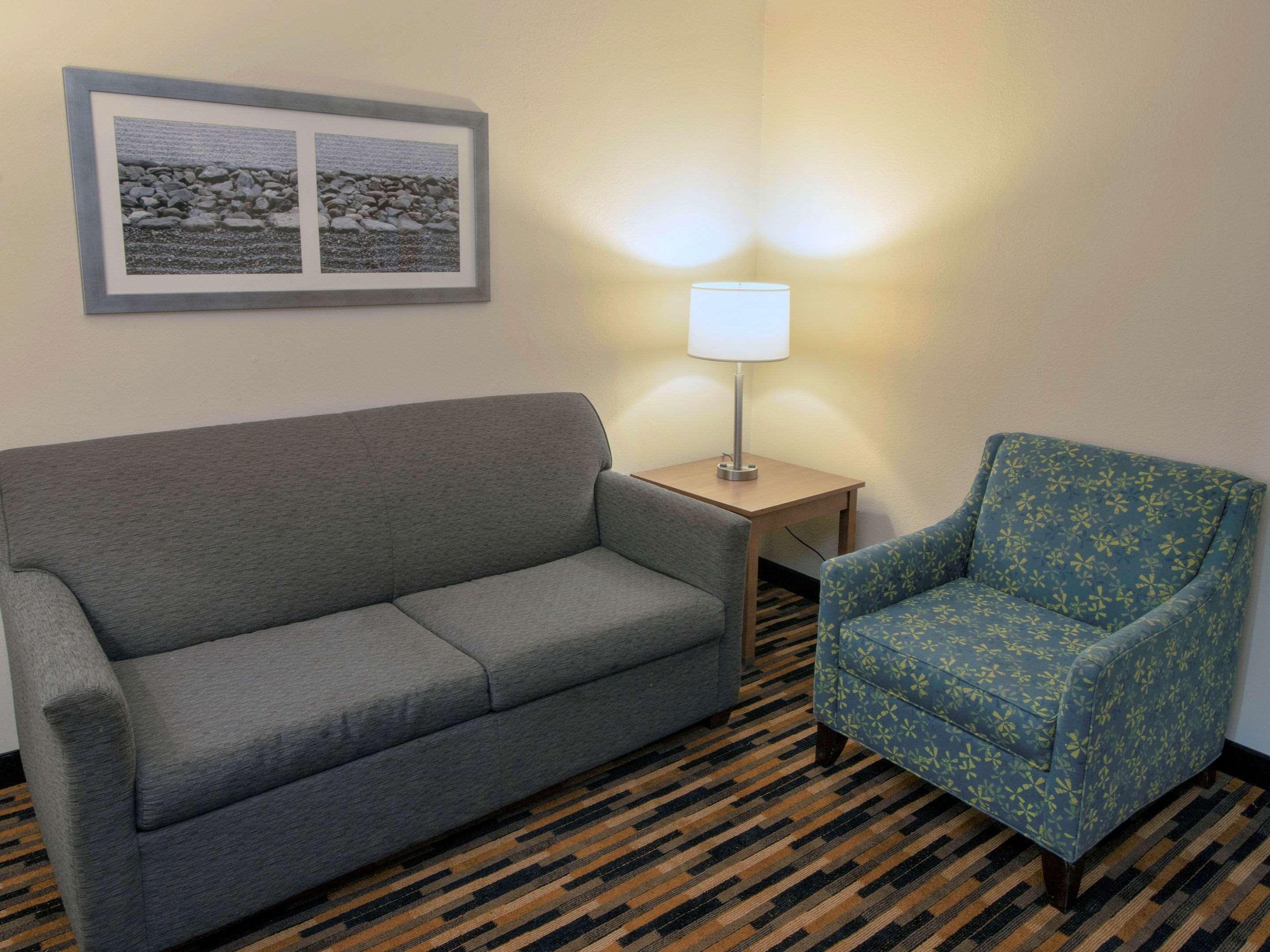 Quality Suites Lake Wright Norfolk Airport Luaran gambar